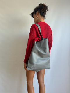 The Maxi Gray Tote - DMOD Vintage