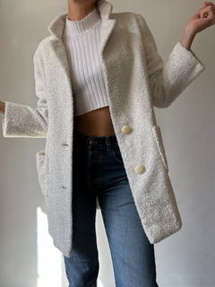 The White Fluffy Coat - comprar online