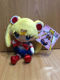 Peluche Sailor Moon - 20cm.