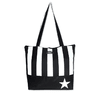 Bolsa de praia listrada em preto e branco com estrela bordada - FogãoNET
