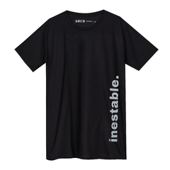 Remera oversize inestable negro