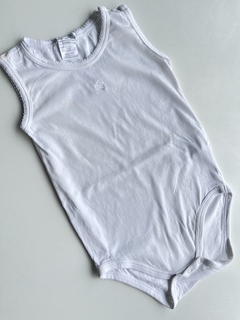 Body musculosa blanca babycottons 12m (78)Segunda oportunidad