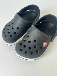 crocs negras crocs 20-22(150) - comprar online