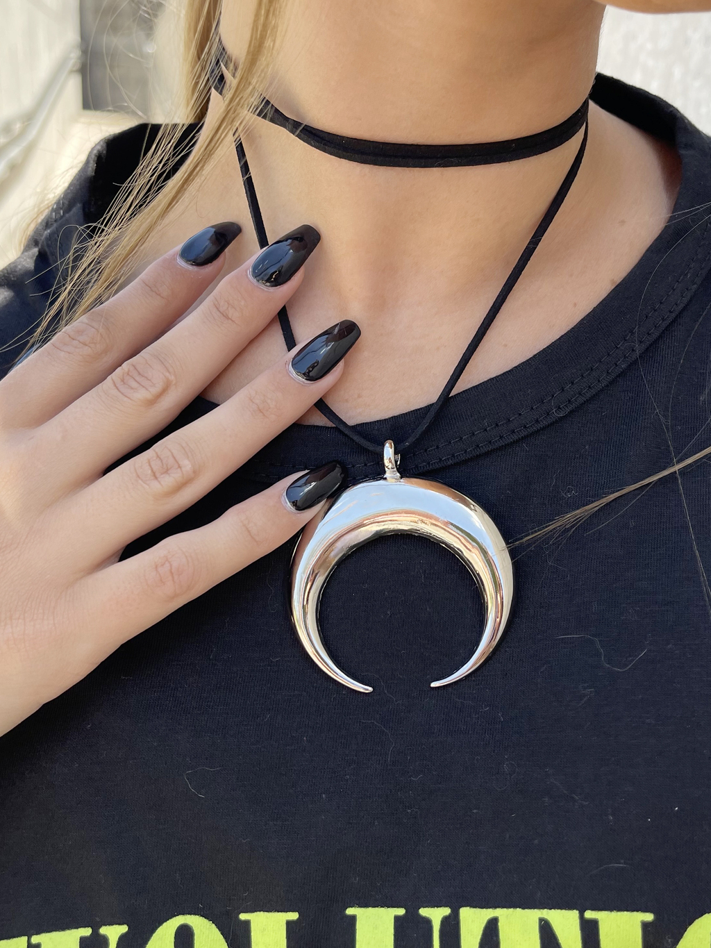 Choker luna online