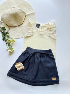 Conjunto! Falda CHERI + Remera GINA + Gomitas Moño Natural