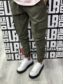 JOGGER cargo Gabardina