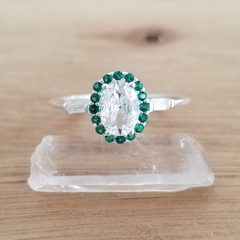 Imagen de Anillo Oda Cubic Blanco Facetado y Verde Plata 925