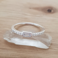 Anillo Dione Medio Sin Fin Cubic Facetado Blanco Plata 925 - Pircas Joyas