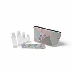 Set Neceser De Viaje + 4 Envases Para Rellenar ¡CON STICKERS PARA IDENTIFICAR! - Kind - tienda online