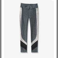 Calzas Leggings Ultimate Gris Cintura Cruzada Pink XS Victoria's Secret - comprar online