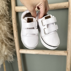 ZAPATILLAS ABROJO BLANCA