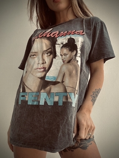 REMERON RIHANNA en internet