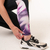 ACTION WOMAN / Calza deportiva / Lila estampado - comprar online