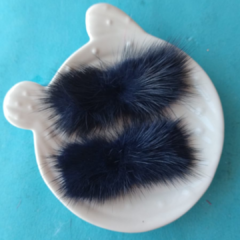 Pompom pelinho comprido (metade) azul marinho