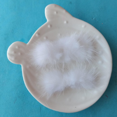 Pompom pelinho comprido (metade) branco