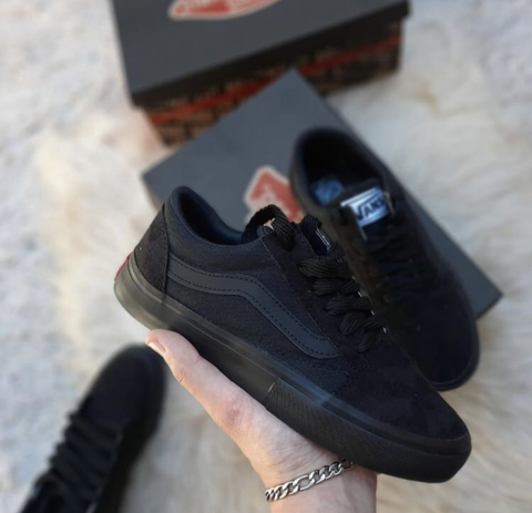 Vans Old Skool Negra total - Kingdom importaciones