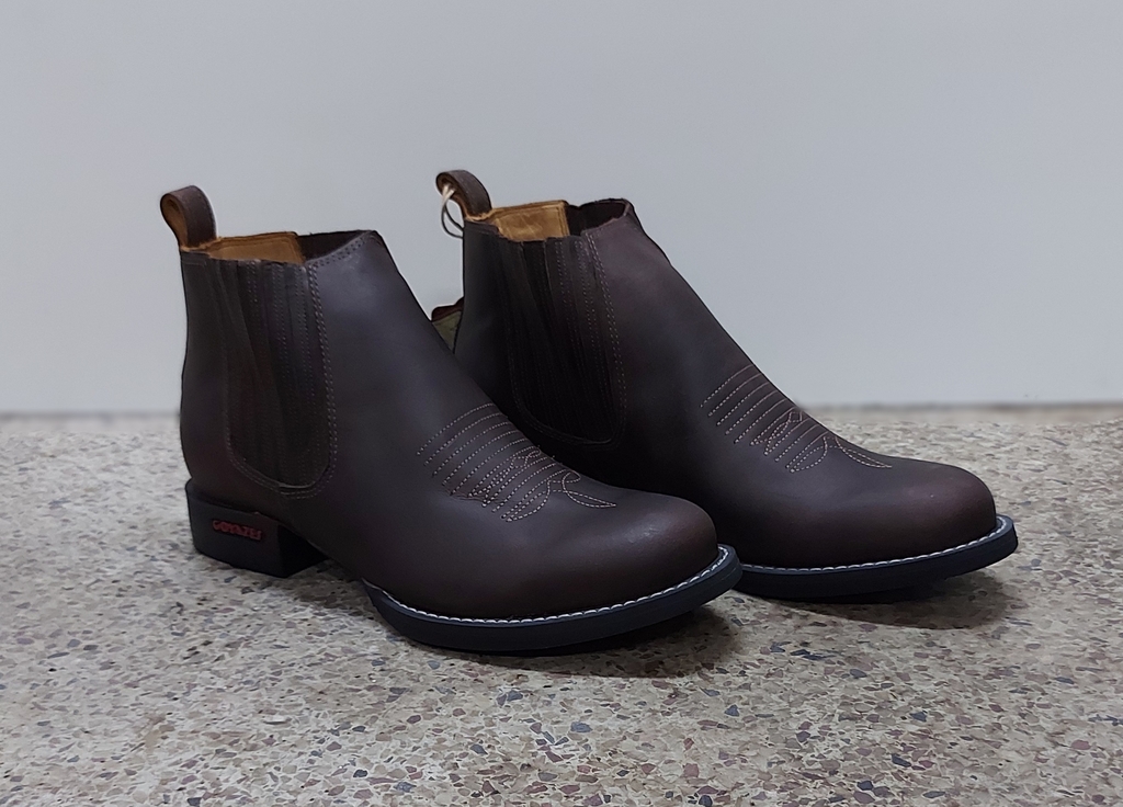 Bota goyazes feminina cano curto sales