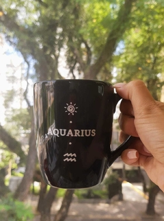 Caneca - Signos Preta - Aquário