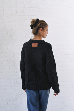 Sweater Iris- Negro - comprar online