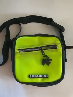 Shoulder bag - Neon e Preto - Maria Piranha