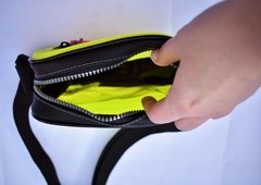 Shoulder bag - Neon e Preto na internet