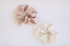 Imagen de Scrunchies SATEN - Set X2