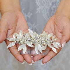 Pente flor de perolas para noiva
