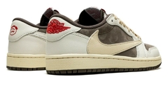 Jordan 1 Low Travis Scott Reverse - comprar online