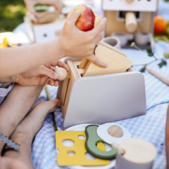 Tostadora de madera con accesorios mini chef