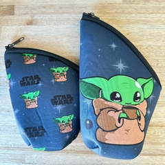 YERBERA Y AZUCARERA SIMIL NEOPRENE - BABY YODA