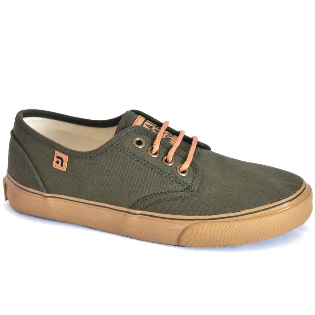 Fabrica de zapatillas de lona hotsell