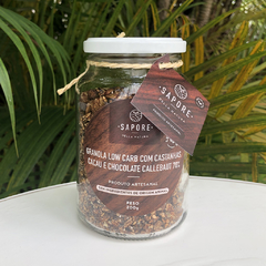 Granola Low Carb com Castanhas, Cacau e Chocolate Callebaut 70%