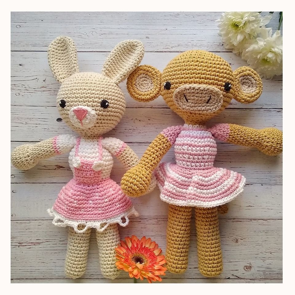 Muñeca patas cheap largas amigurumi