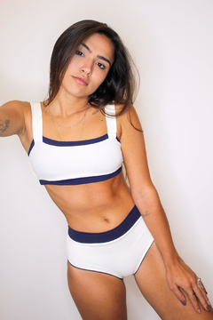 Conjunto: Top Faixa dupla face + Calcinha Hot Pant dupla face Azul marinho com off white na internet