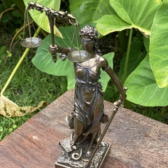 Escultura Dama Justiça - Veronese (30cm) na internet
