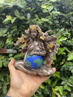 Estátua Deusa Gaia "Mãe-Terra" - Resina (Segunda Linha Bronze) - comprar online