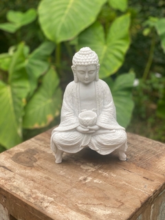 Buda Levitando Meditando - Marmorite (27cm) - comprar online
