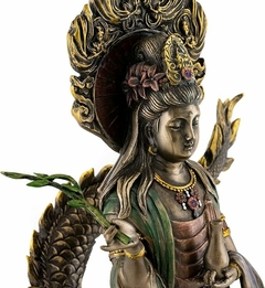 Deusa Kuan Yin Com Dragão Veronese na internet