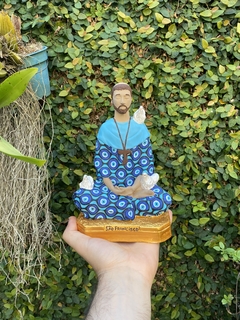 Escultura São Francisco de Assis Meditando 19cm - loja online