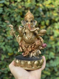 Ganesha Dançarina - Resina (20cm) - comprar online