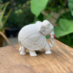 Escultura Elefante Indiano Marmorite (15cm) na internet