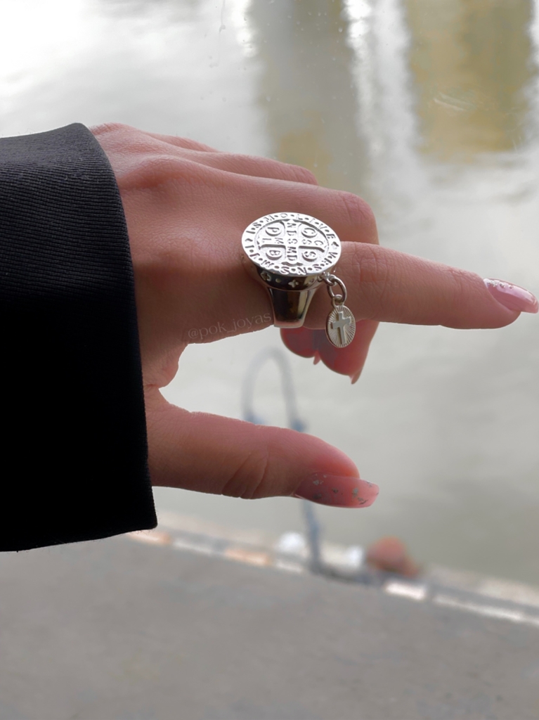 Anillo SAN BENITO con CRUZ Comprar en Pok joyas
