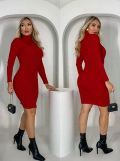 Vestido VERMELHO manga longa gola alta