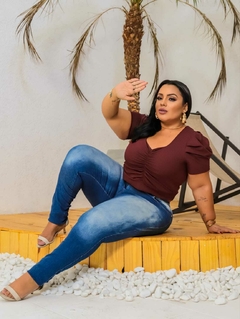 CROPPED PRINCESA PLUS SIZE MARSALA na internet