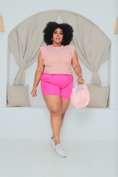 CROPPED ROSE PLUS SIZE MUSCLE TEE - GGS Modas