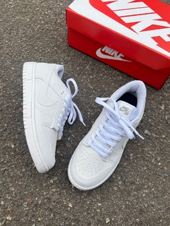 Nike SB Dunk Low “Triple White” - MTL Outlet