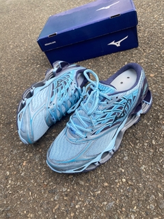 Mizuno Prophecy 8 - MTL Outlet