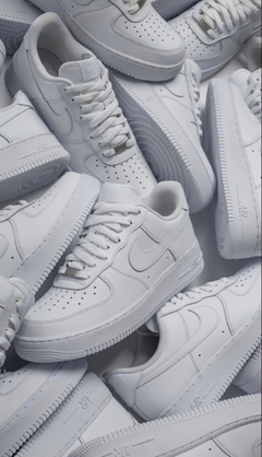 Imagem do Nike Air Force 1 Triple White