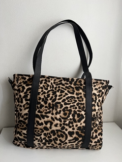 Cartera Gigi Animal Print (Dorado) - MAXIMA BAGS