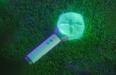 TXT (TOMORROW X TOGETHER) - OFFICIAL LIGHTSTICK na internet